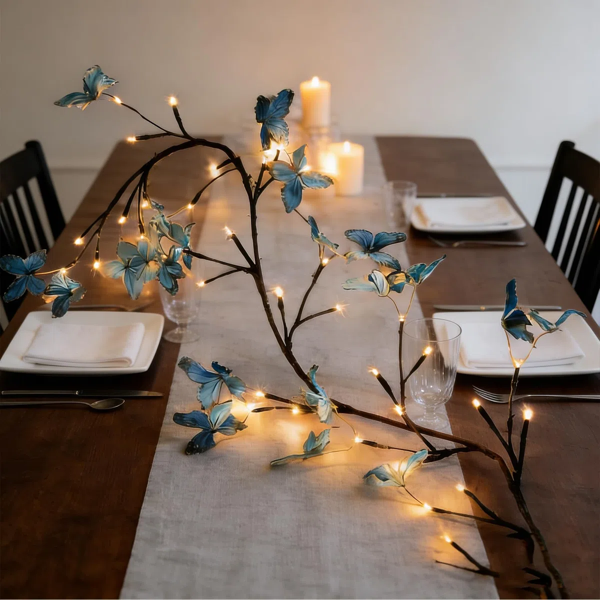 Guirlande lumineuse à DEL en forme de papillon bleu pour mur, guirlande lumineuse en forme de papillon avec 72 LED et alimentation USB, 8 modes d'éclairage pour décoration de mariage (160 cm)